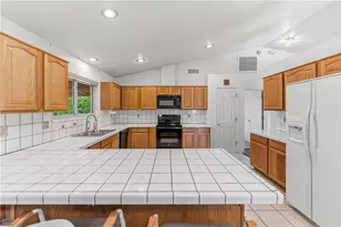 7830 E Oxbow Dr, Kingman, AZ 86401 - Photo 14