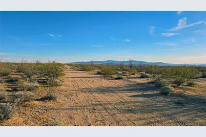 245-24-060 S Roll Road, Yucca, AZ 86438 - Photo 12