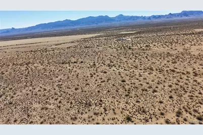 2884 S Manzanita Road, Golden Valley, AZ 86413 - Photo 6