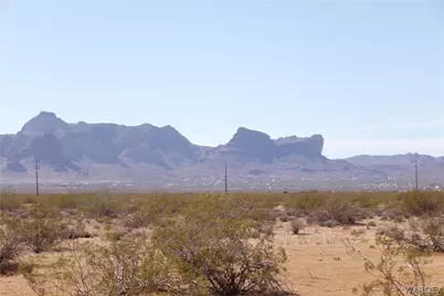 2884 S Manzanita Road, Golden Valley, AZ 86413 - Photo 14