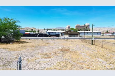 466 Long Avenue, Bullhead City, AZ 86429 - Photo 6