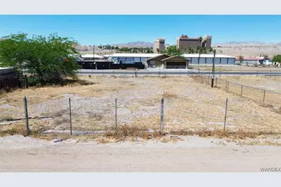 466 Long Avenue, Bullhead City, AZ 86429 - Photo 8