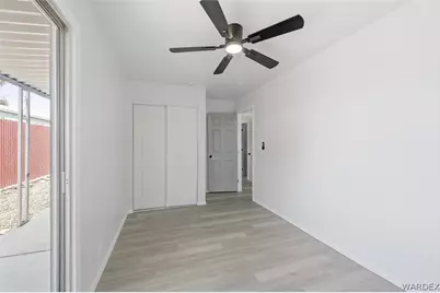 906 Holly Street, Bullhead City, AZ 86442 - Photo 40