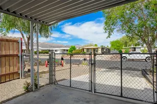 906 Holly St, Bullhead City, AZ 86442 - Photo 54