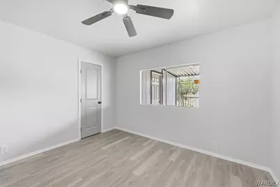 906 Holly Street, Bullhead City, AZ 86442 - Photo 34