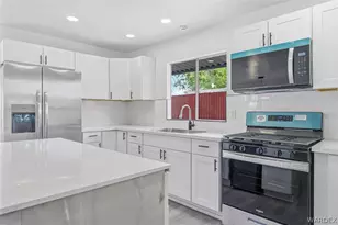 906 Holly St, Bullhead City, AZ 86442 - Photo 18