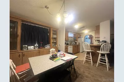 901 Roadrunner Drive, Bullhead City, AZ 86442 - Photo 12