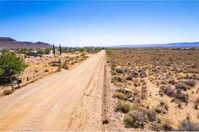 306-02-117B N Bibo Road, Golden Valley, AZ 86413 - Photo 4