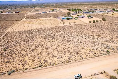 117B N Bibo Road, Golden Valley, AZ 86413 - Photo 8