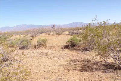 2820 S Manzanita Road, Golden Valley, AZ 86413 - Photo 6