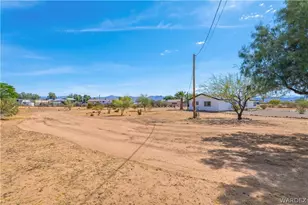 5845 W Abrigo Dr, Golden Valley, AZ 86413 - Photo 52