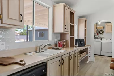 5845 W Abrigo Drive, Golden Valley, AZ 86413 - Photo 26
