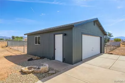 5845 W Abrigo Drive, Golden Valley, AZ 86413 - Photo 44