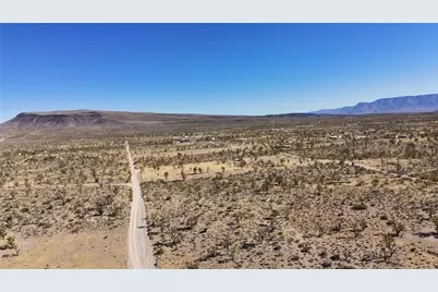 8933 Accra Drive, Chloride, AZ 86431 - Photo 32