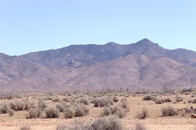 8933 Accra Drive, Chloride, AZ 86431 - Photo 2