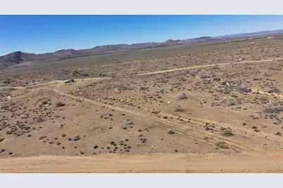 8933 Accra Drive, Chloride, AZ 86431 - Photo 30