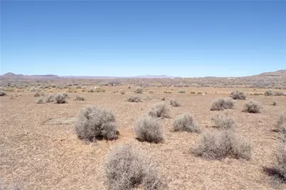 8933 Accra Drive, Chloride, AZ 86431 - Photo 6