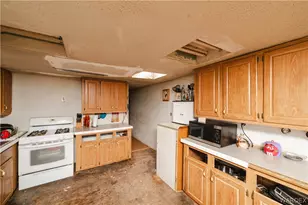 5149 W Chino Dr, Golden Valley, AZ 86413 - Photo 8