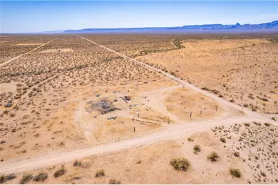 4746 Chemehuevi Drive, Golden Valley, AZ 86413 - Photo 6