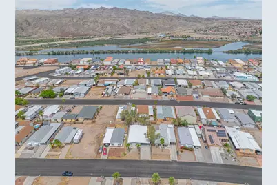 555 Roadrunner Drive, Bullhead City, AZ 86442 - Photo 1