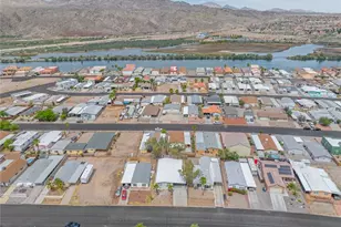 555 Roadrunner Dr, Bullhead City, AZ 86442 - Photo 6