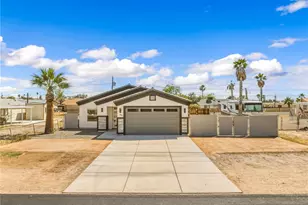 1204 Zircon Ave, Bullhead City, AZ 86442 - Photo 2