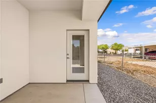 1204 Zircon Ave, Bullhead City, AZ 86442 - Photo 12