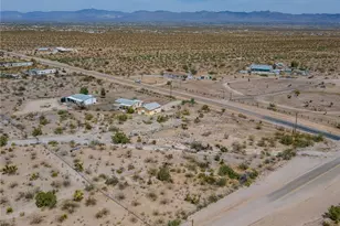 2465 S Egar Rd, Golden Valley, AZ 86413 - Photo 96