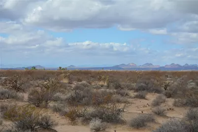 3271 S Arlington Road, Yucca, AZ 86438 - Photo 60
