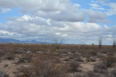 3271 S Arlington Road, Yucca, AZ 86438 - Photo 46