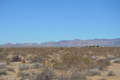 3271 S Arlington Road, Yucca, AZ 86438 - Photo 4