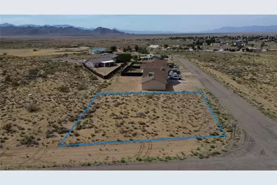 6940 E Trails End Lane, Kingman, AZ 86401 - Photo 2