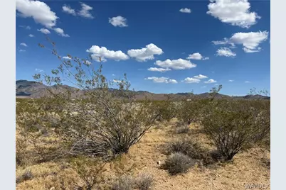 326-09-152 Fortune Drive, Dolan Springs, AZ 86441 - Photo 2