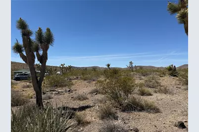 319-08-425 Kingman Drive, Dolan Springs, AZ 86441 - Photo 4