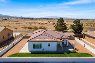 7297 E Stoneaxe Dr, Kingman, AZ 86401 - Photo 2