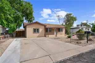 2237 Davis Ave, Kingman, AZ 86401 - Photo 2