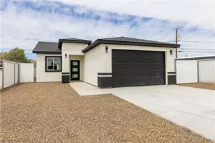 915 Harbor Dr, Bullhead City, AZ 86442 - Photo 4