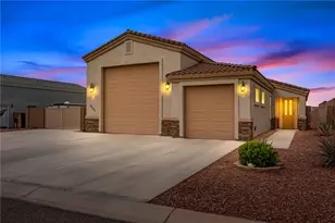 2547 E Mayra St, Fort Mohave, AZ 86426 - Photo 32