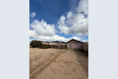 3228 N Bryce Rd, Golden Valley, AZ 86413 - Photo 10