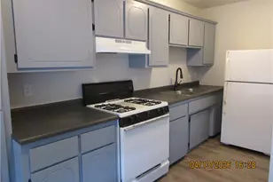 1755 Gordon, Kingman, AZ 86409 - Photo 2