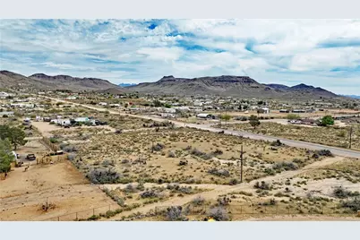 306-02-138 W Chino Dr., Golden Valley, AZ 86413 - Photo 4