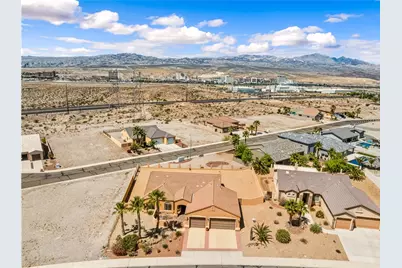 1035 Legacy Drive, Bullhead City, AZ 86429 - Photo 4