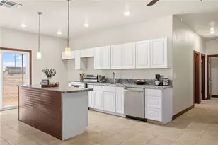 8980 W Msn Ln, Dolan Springs, AZ 86441 - Photo 14