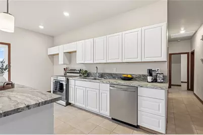 8980 W Mission Lane, Dolan Springs, AZ 86441 - Photo 18