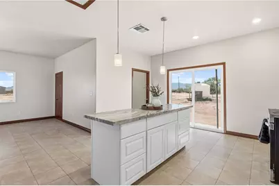8980 W Mission Lane, Dolan Springs, AZ 86441 - Photo 18