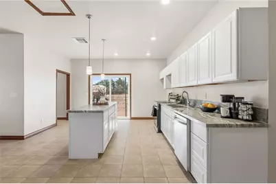 8980 W Mission Lane, Dolan Springs, AZ 86441 - Photo 16