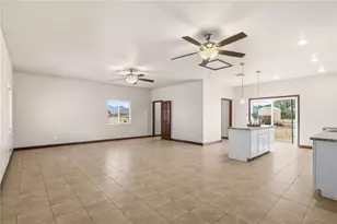 8980 W Msn Ln, Dolan Springs, AZ 86441 - Photo 8