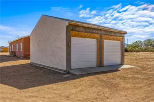 8980 W Msn Ln, Dolan Springs, AZ 86441 - Photo 38