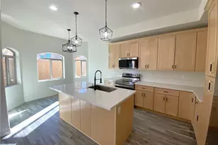 890 Florence Ave, Bullhead City, AZ 86429 - Photo 34