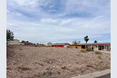 3370 Ridge View Avenue, Bullhead City, AZ 86429 - Photo 2